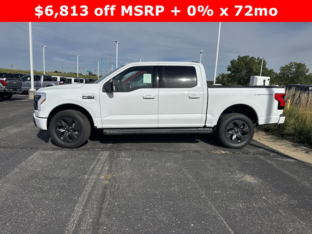 New 2025 Ford F-150 Lightning Flash Extended Range Battery 4x4 Truck