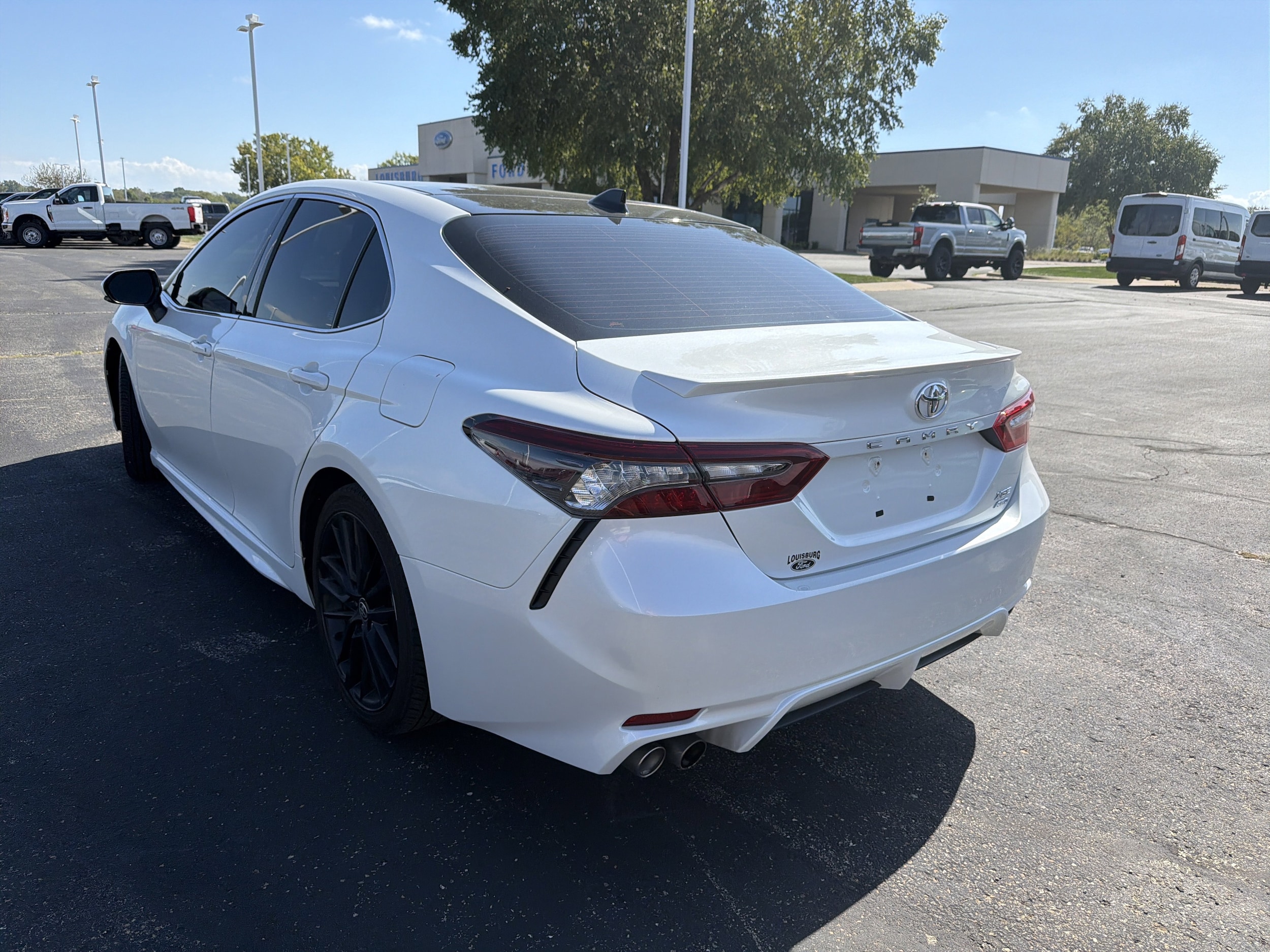 2022 Toyota Camry XSE photo 3
