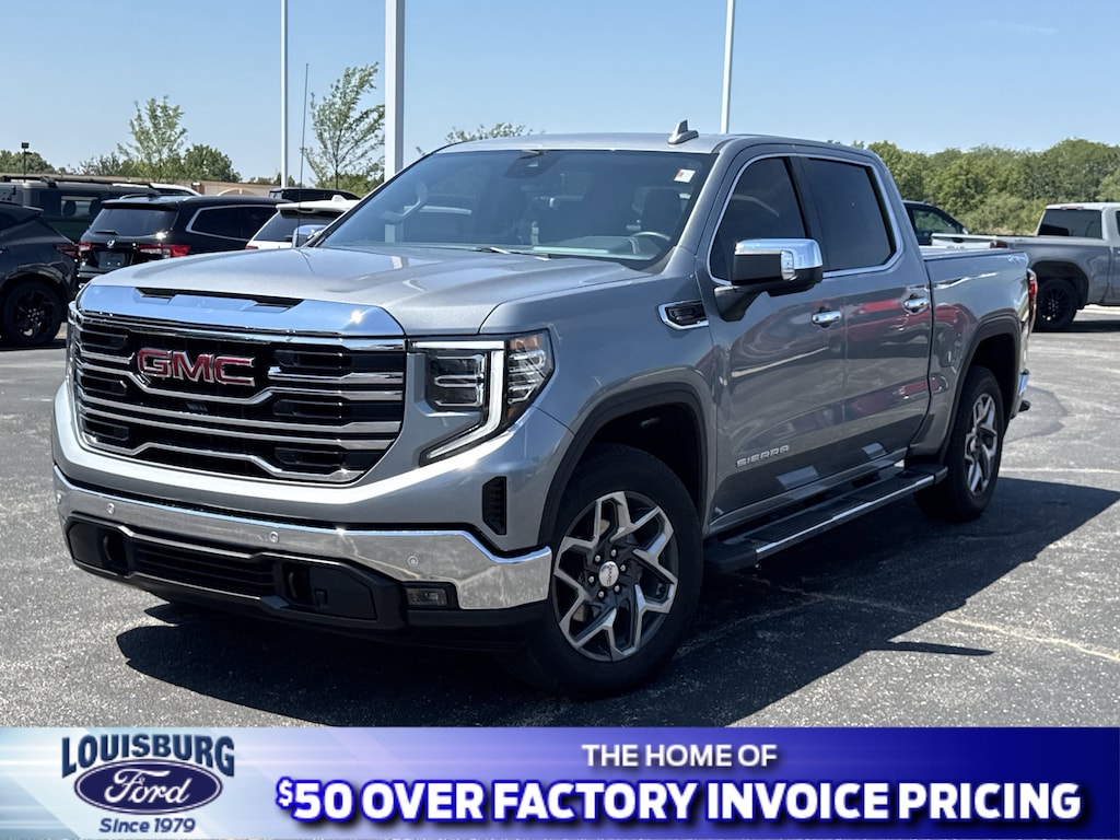 Used 2024 GMC Sierra 1500 Crew Cab SLT 4x4 Crew Cab Short Bed Truck
