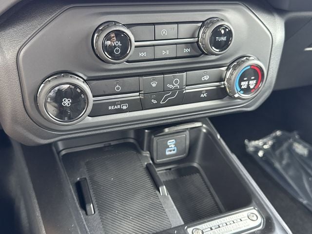 2025 Ford Bronco 4-Door Base - Photo 12