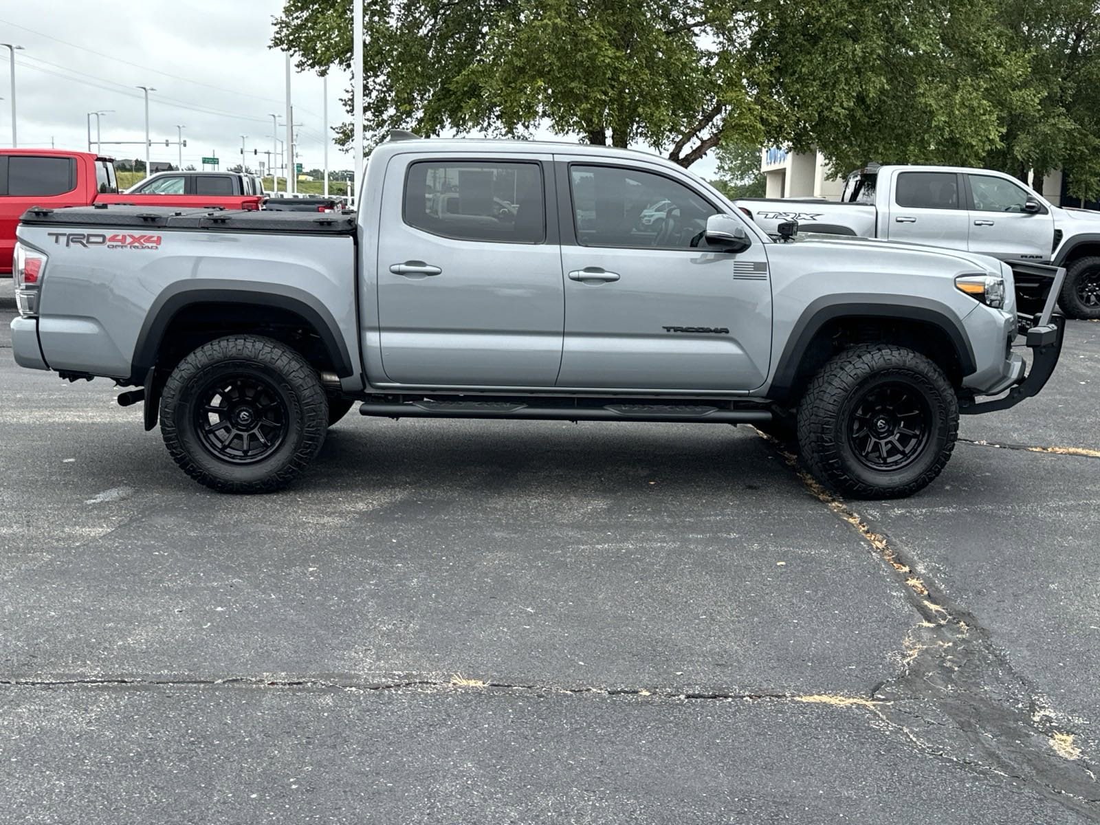 Used 2021 Toyota Tacoma TRD Off Road with VIN 3TMCZ5AN0MM407233 for sale in Louisburg, KS