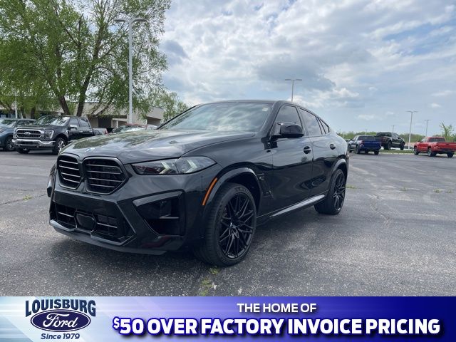 2025 BMW X6 M Competition's photo