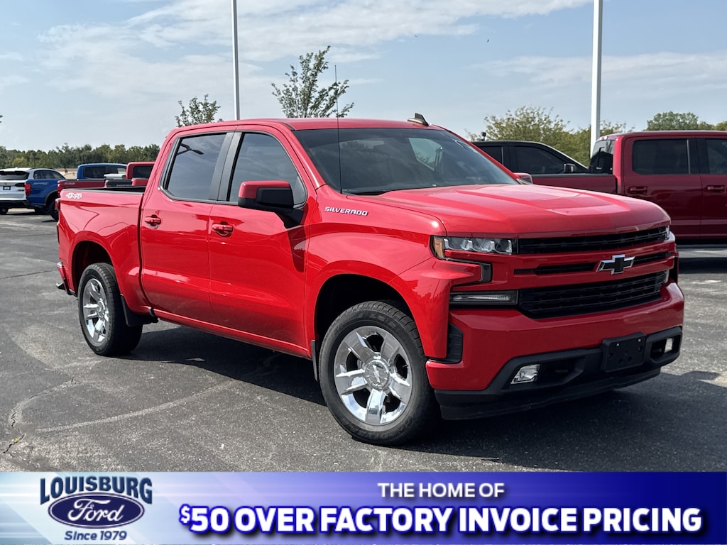 Used 2019 Chevrolet Silverado 1500 Crew Cab RST 4x4 Crew Cab Short Bed Truck