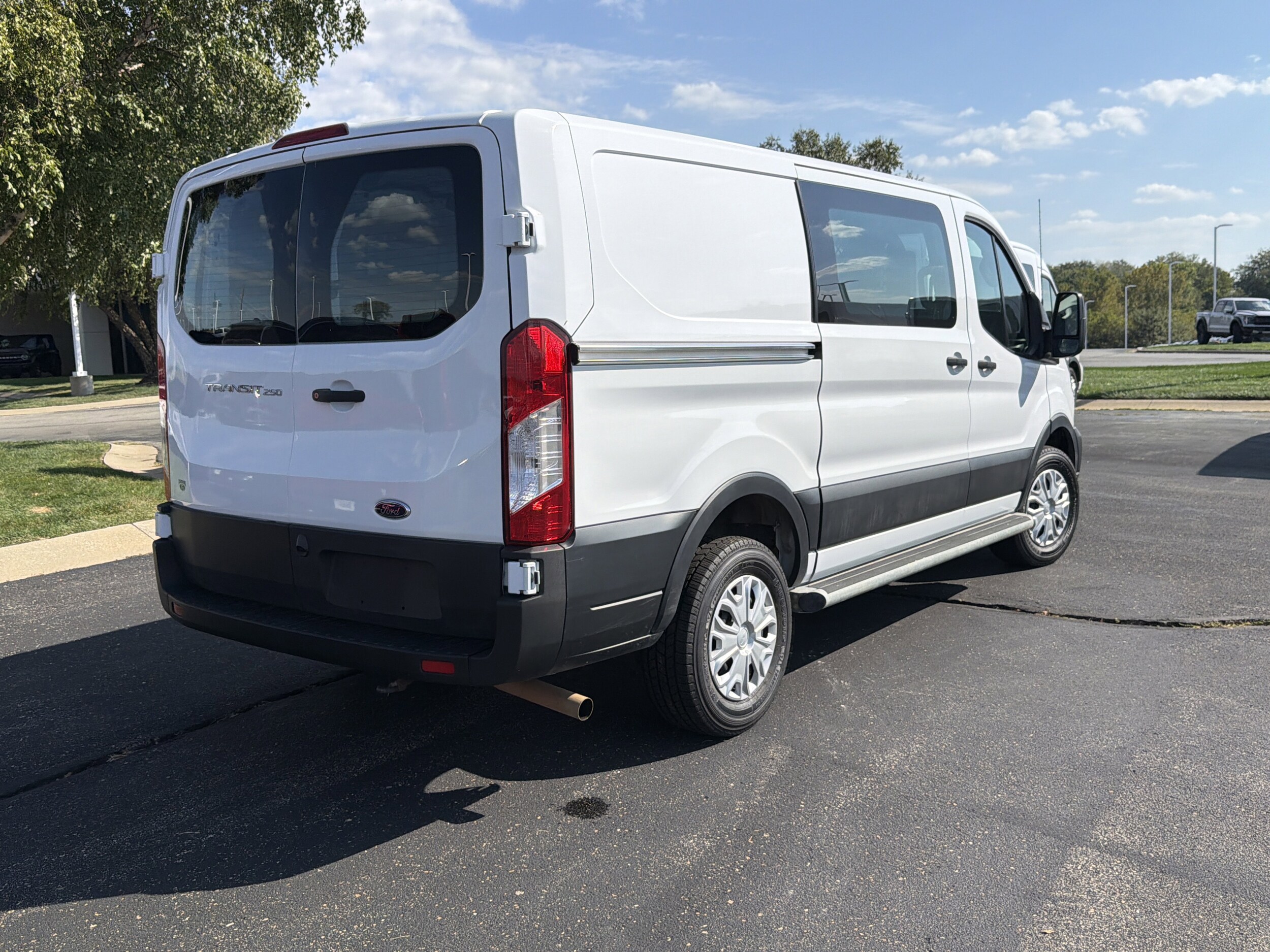 2023 Ford Transit Cargo Van photo 3