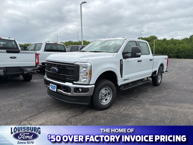 2026 Ford F-250 XL 4x4 Crew Cab 6-3/4' Box's photo
