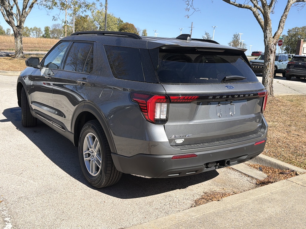 New 2026 Ford Explorer Active 4x4 SUV