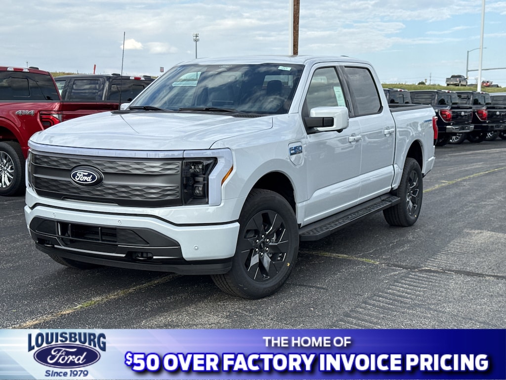 New 2025 Ford F-150 Lightning Supercrew Lariat Lightning Ext Range Battery 4x4 Truck