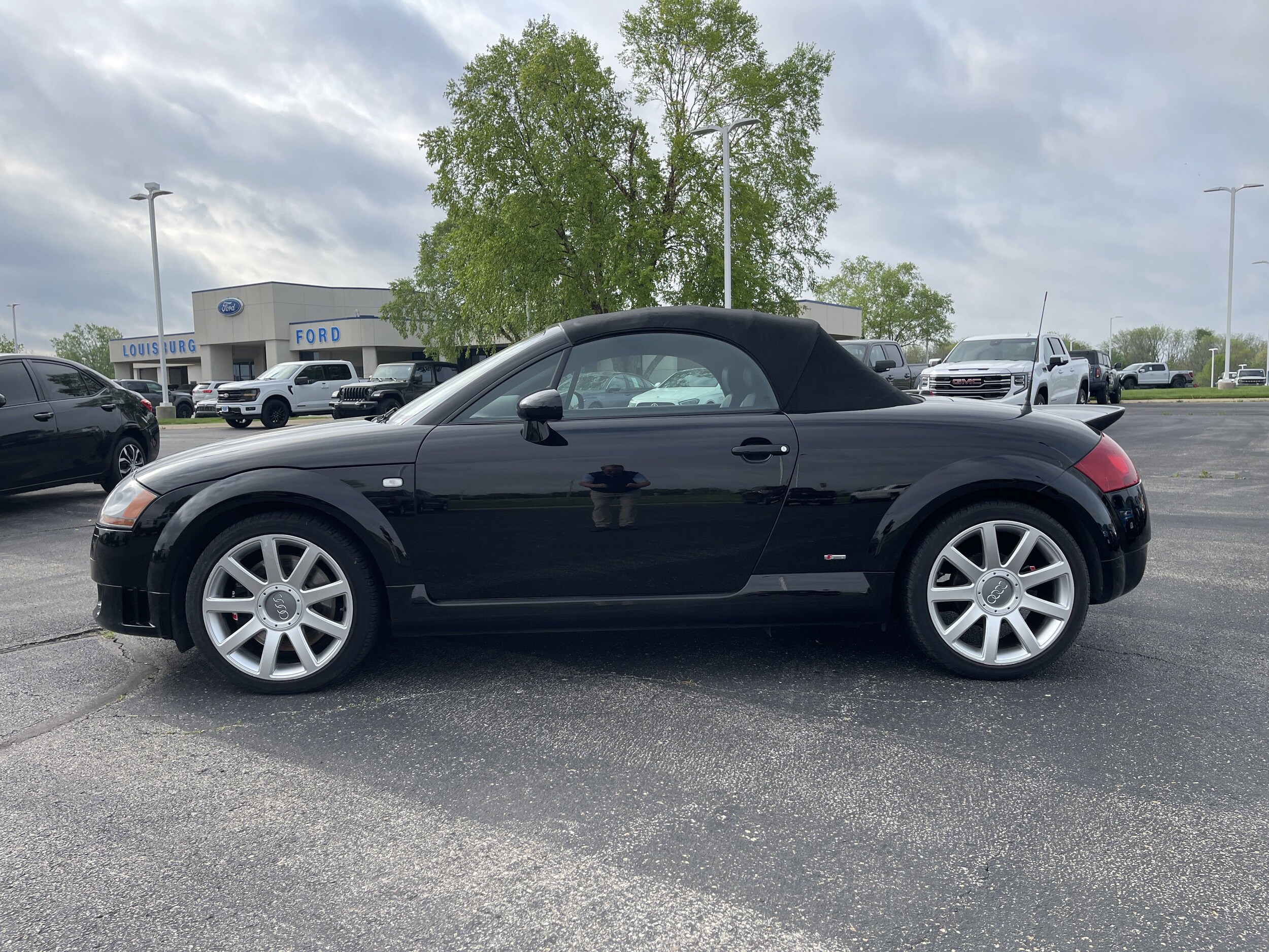 2005 Audi TT Roadster Quattro photo 2