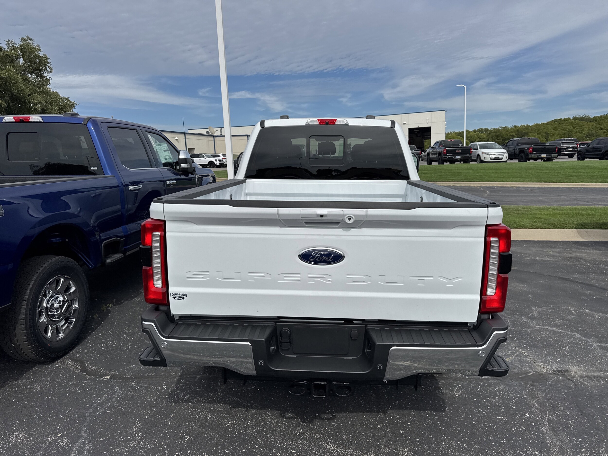 2026 Ford F-250 Lariat photo 4