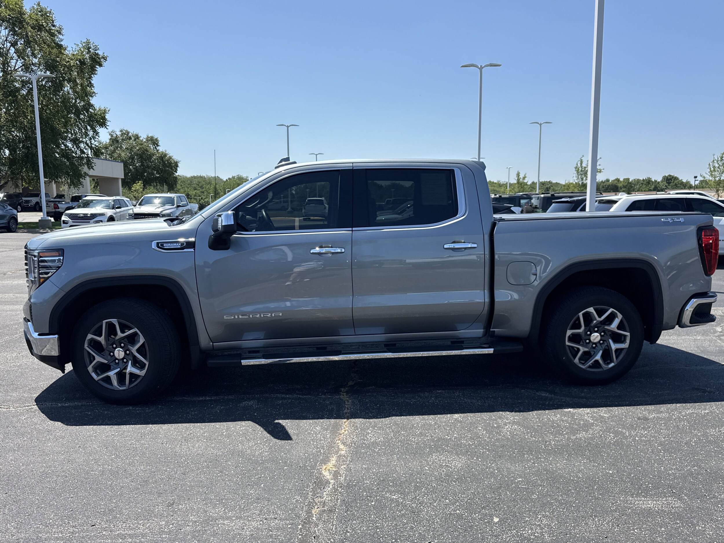 Used 2024 GMC Sierra 1500 SLT with VIN 3GTUUDE84RG256744 for sale in Kansas City