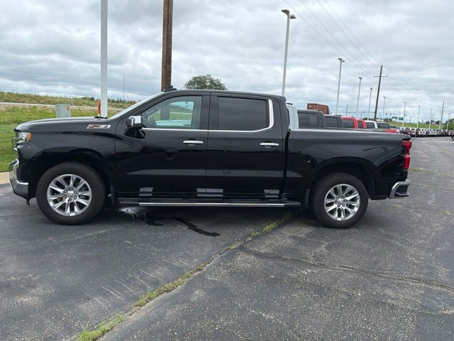 Used 2021 Chevrolet Silverado 1500 LTZ with VIN 3GCUYGEL8MG473233 for sale in Kansas City