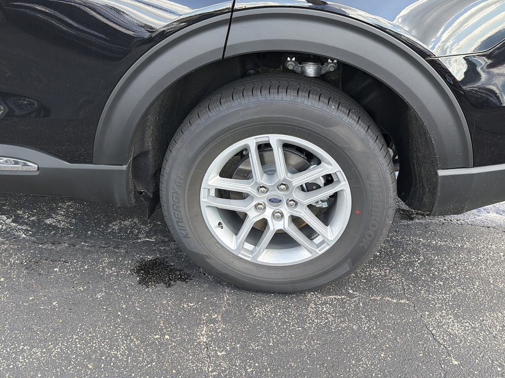 New 2025 Ford Explorer Active 4x4 SUV