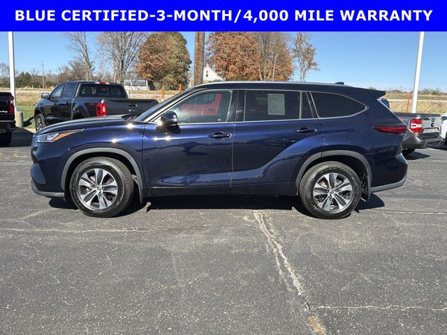 Certified 2020 Toyota Highlander XLE with VIN 5TDGZRBH5LS025988 for sale in Kansas City