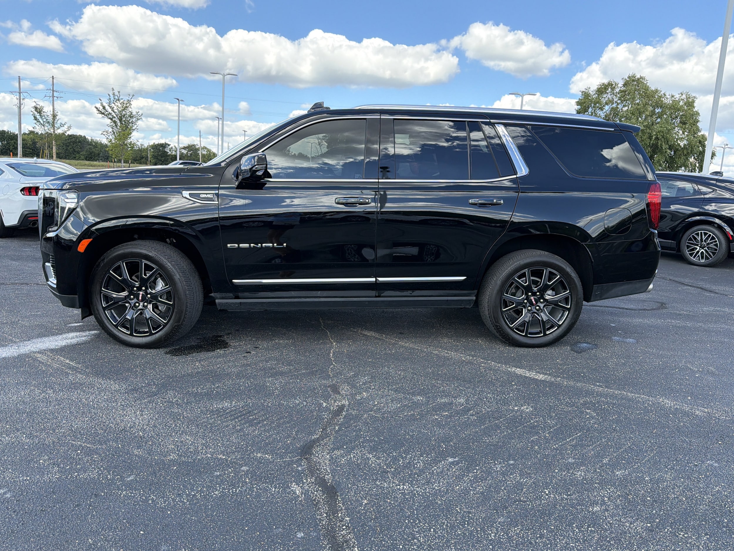Used 2024 GMC Yukon Denali with VIN 1GKS2DKL5RR275944 for sale in Kansas City