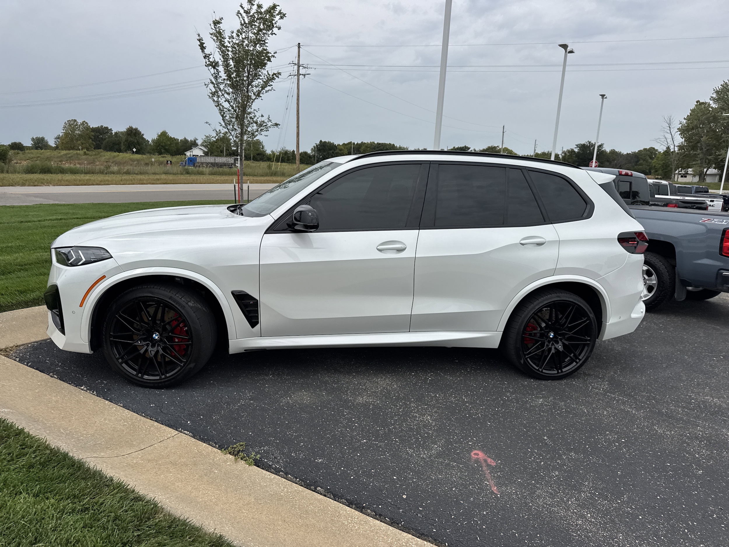 Used 2024 BMW X5 M Base with VIN 5YM13ET09R9V55419 for sale in Kansas City