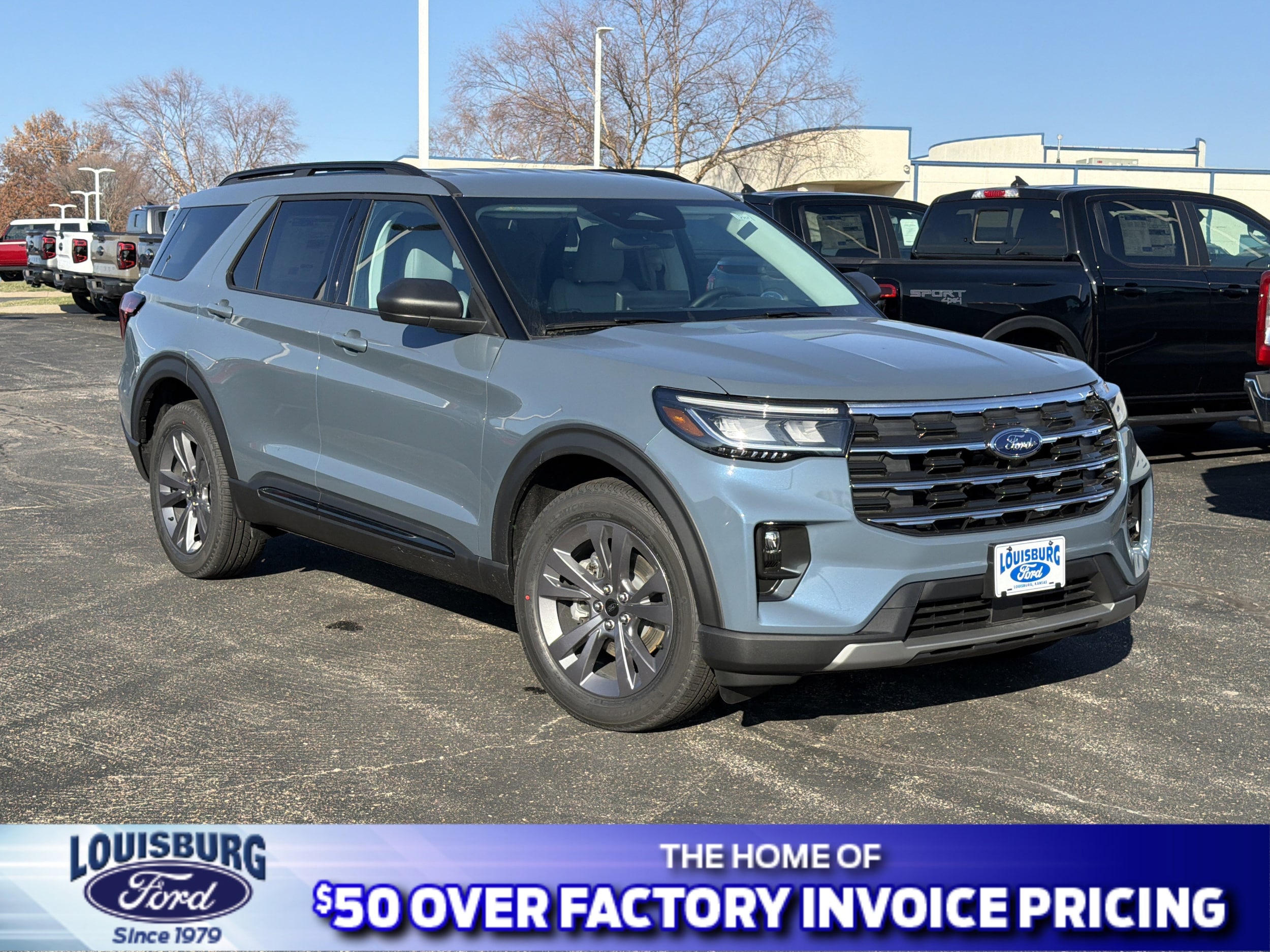 2026 Ford Explorer Active's photo