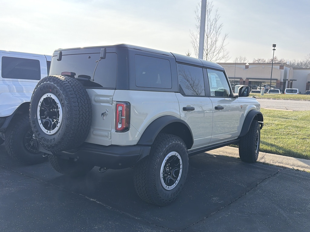 New 2025 Ford Bronco Badlands 4 Door Hard Top 4x4 Convertible
