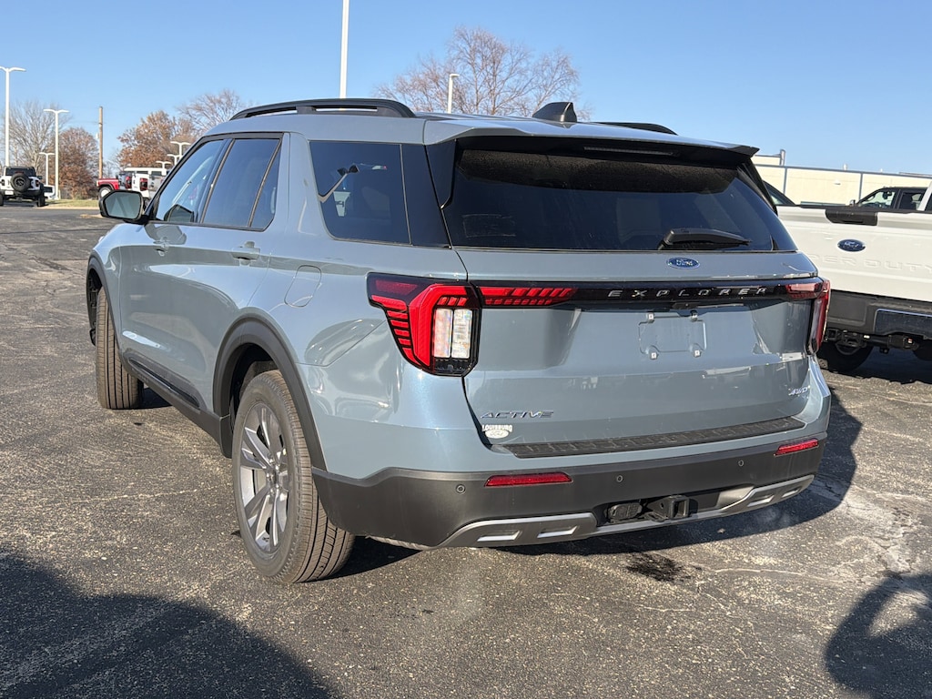 New 2026 Ford Explorer Active 4x4 SUV