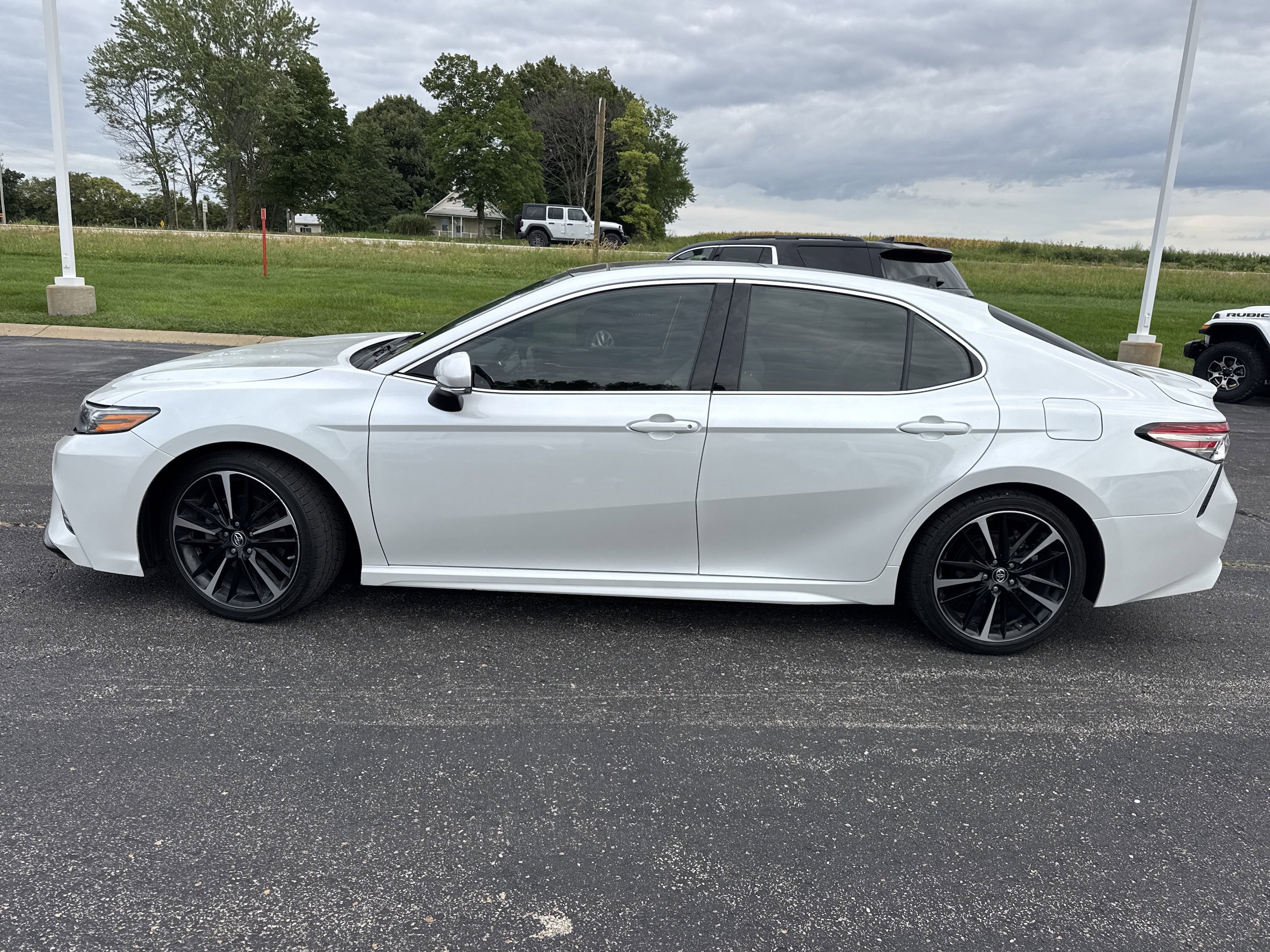 Used 2019 Toyota Camry XSE with VIN 4T1B61HK8KU698562 for sale in Kansas City