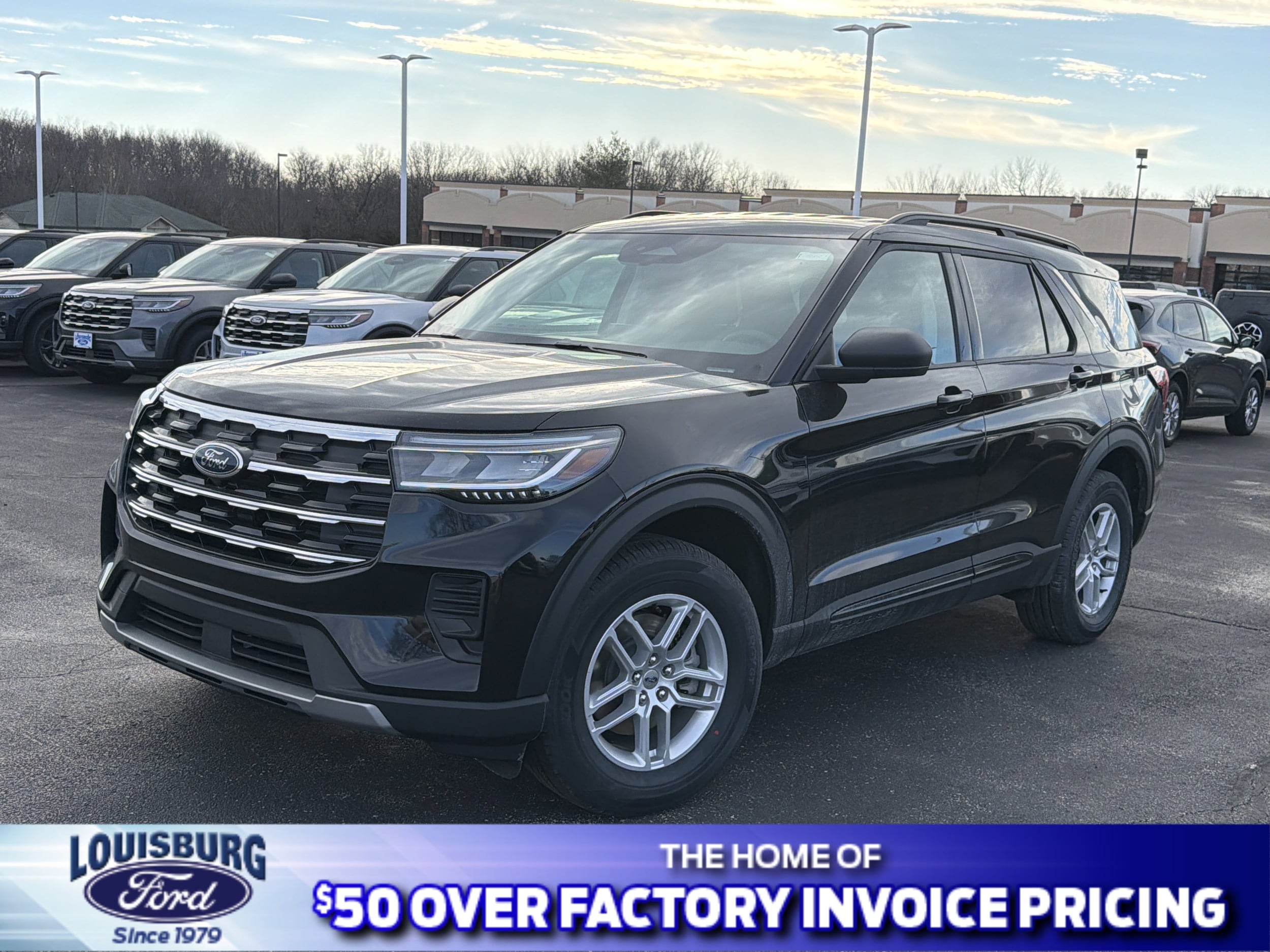 2026 Ford Explorer Active's photo