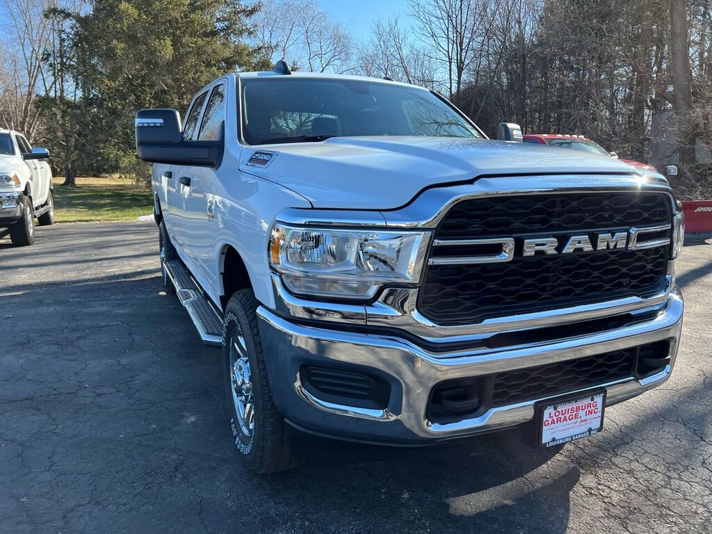 New 2024 Ram 2500 TRADESMAN CREW CAB 4X4 6'4 BOX For Sale Cuba City WI