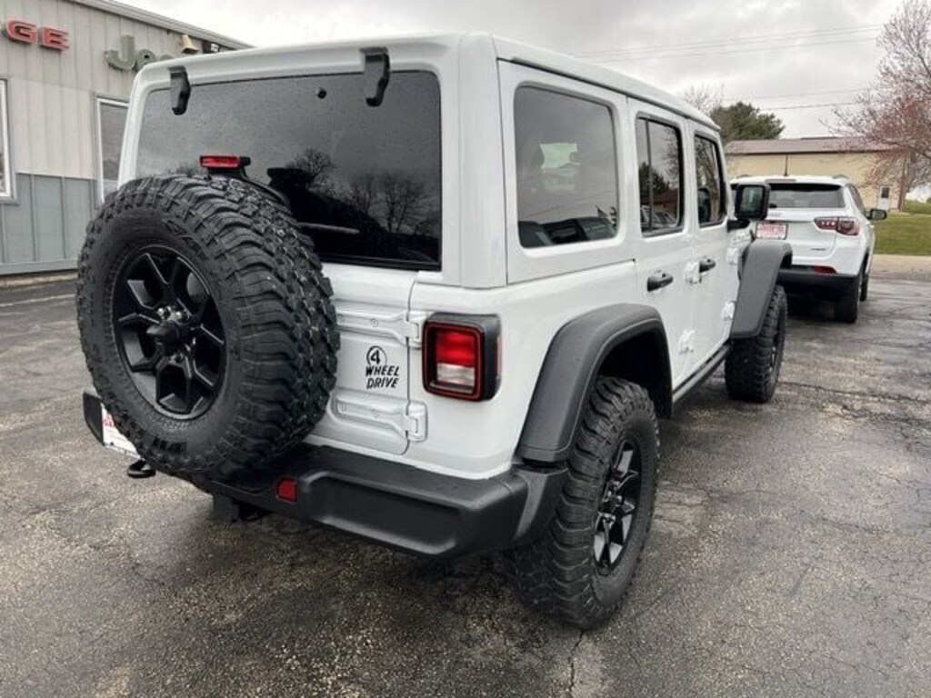 New 2024 Jeep Wrangler 4DOOR WILLYS For Sale Cuba City WI