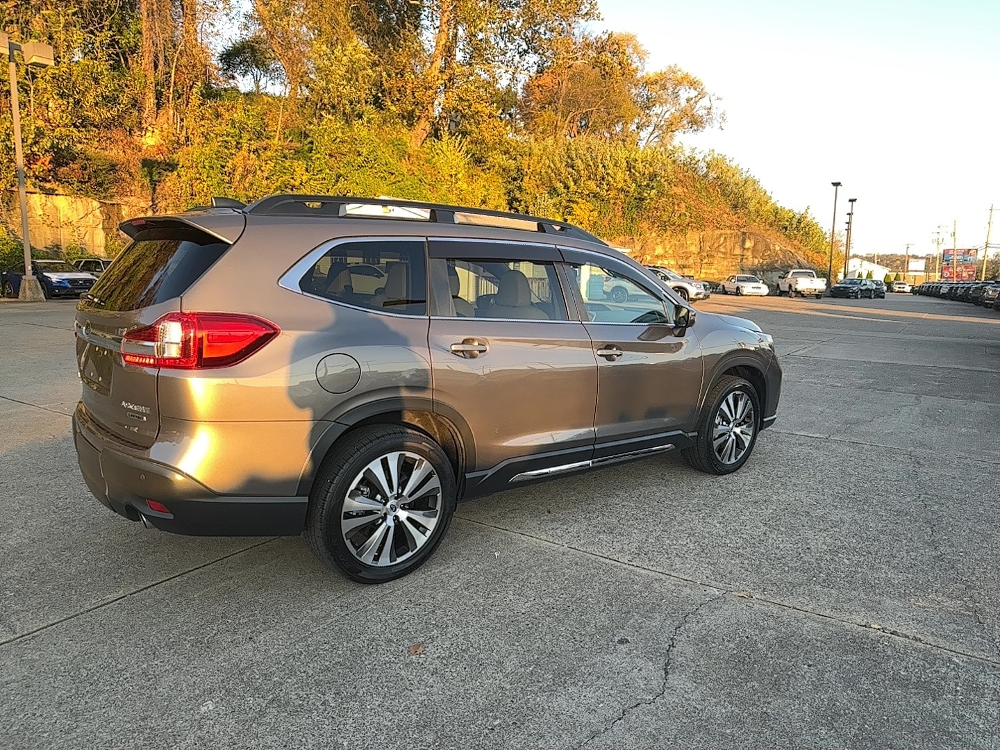 Image of 2022 Subaru Ascent Limited 7-Passenger SUV