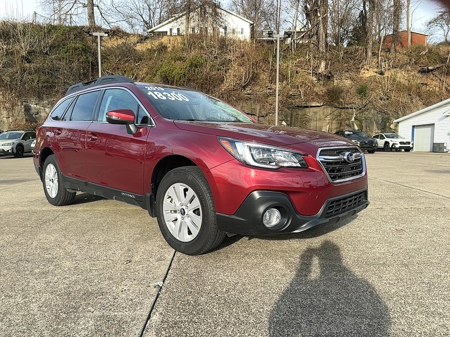 2019 Subaru Outback Premium's photo