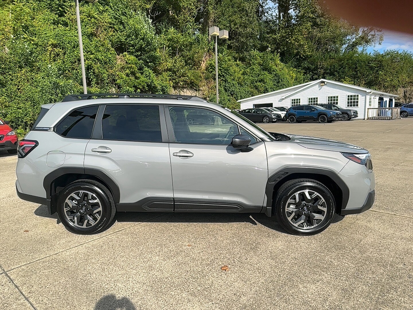 2025 Subaru Forester Premium Base photo 4