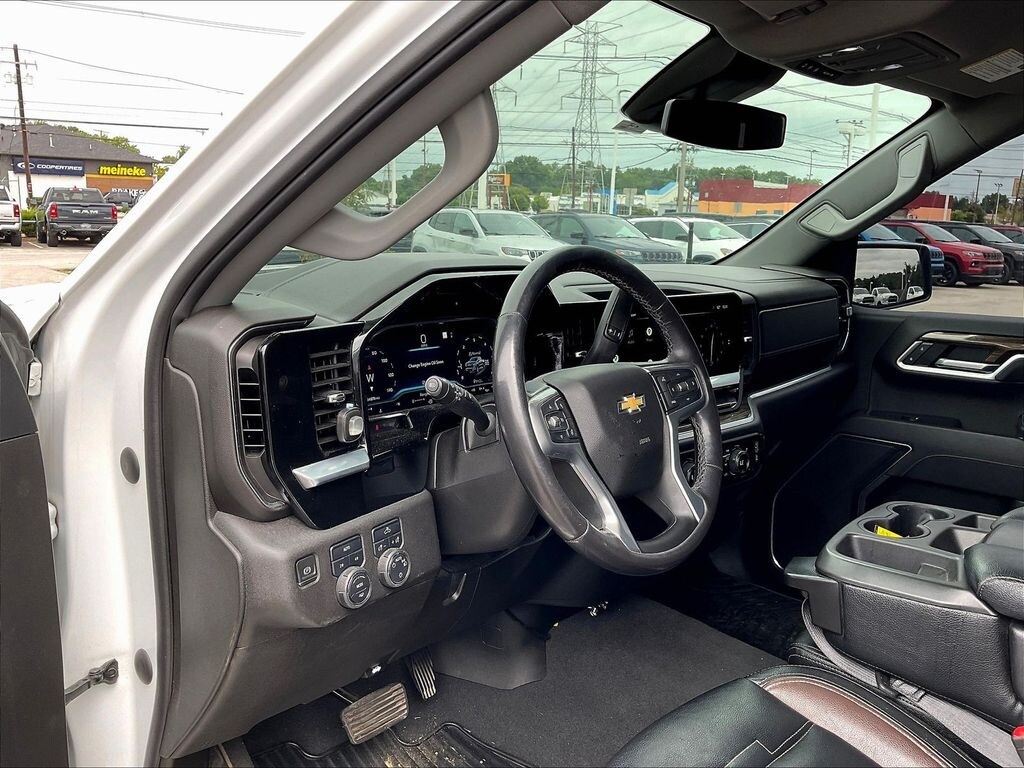 Used 2022 Chevrolet Silverado 1500 LT Truck Crew Cab