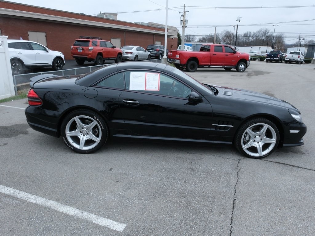 Used 2011 Mercedes-Benz SL-Class SL 550 Convertible
