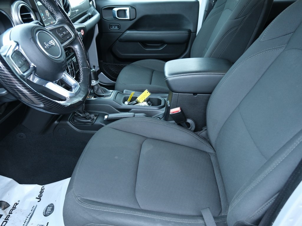 Used 2022 Jeep Wrangler Unlimited Sahara SUV