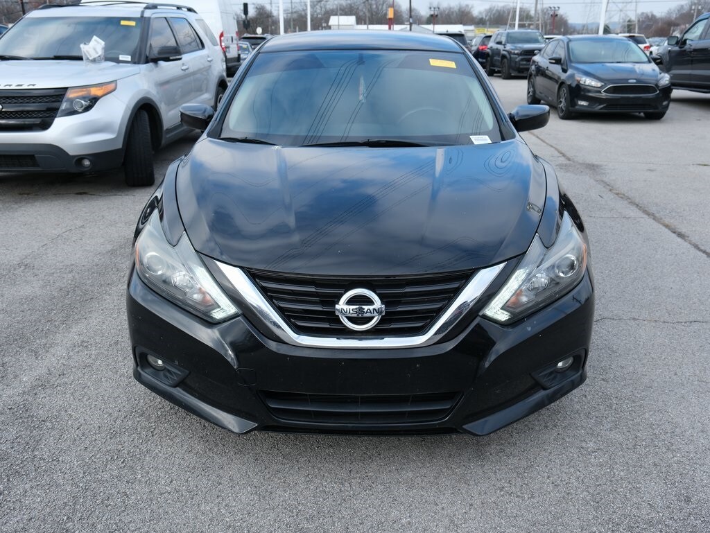 Used 2017 Nissan Altima 2.5 Sedan