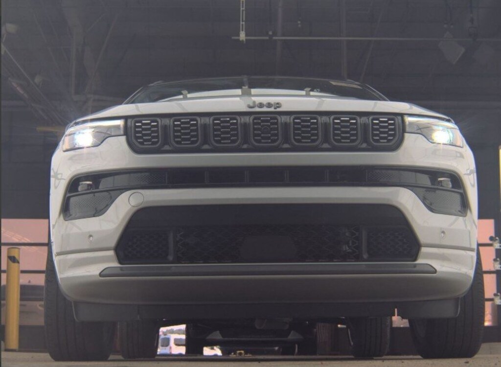 Used 2024 Jeep Compass Limited SUV