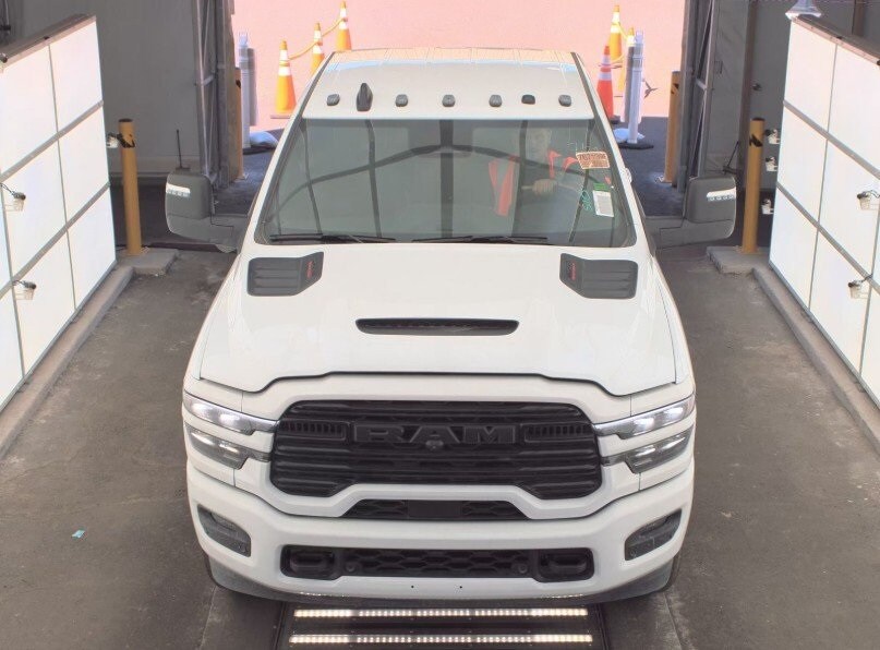 2025 Ram 2500 Laramie photo 3