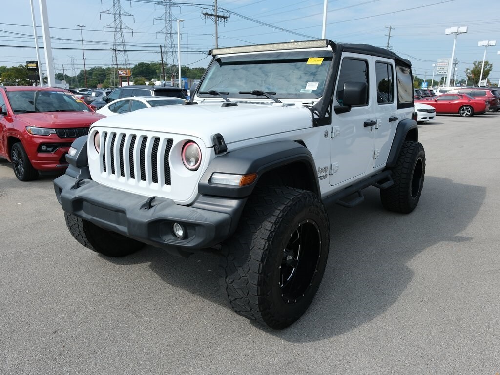 2019 Jeep Wrangler Unlimited Sport photo 2