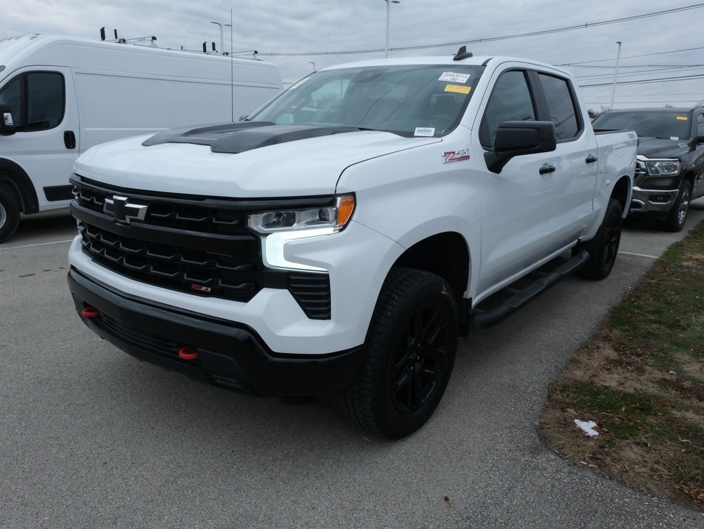 Used 2025 Chevrolet Silverado 1500 LT Trail Boss Truck Crew Cab