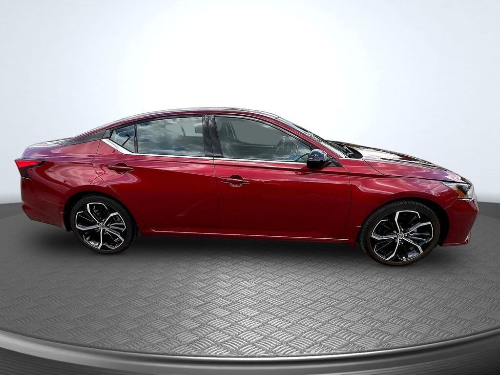 Used 2023 Nissan Altima 2.5 SR Sedan