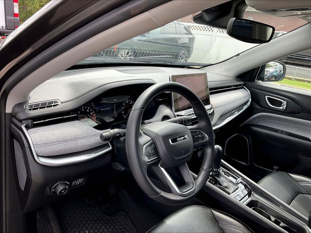 Used 2022 Jeep Compass Latitude SUV