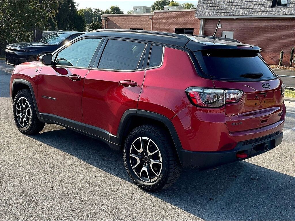Used 2025 Jeep Compass Trailhawk SUV