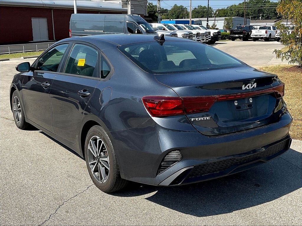 Used 2023 Kia Forte LXS Sedan