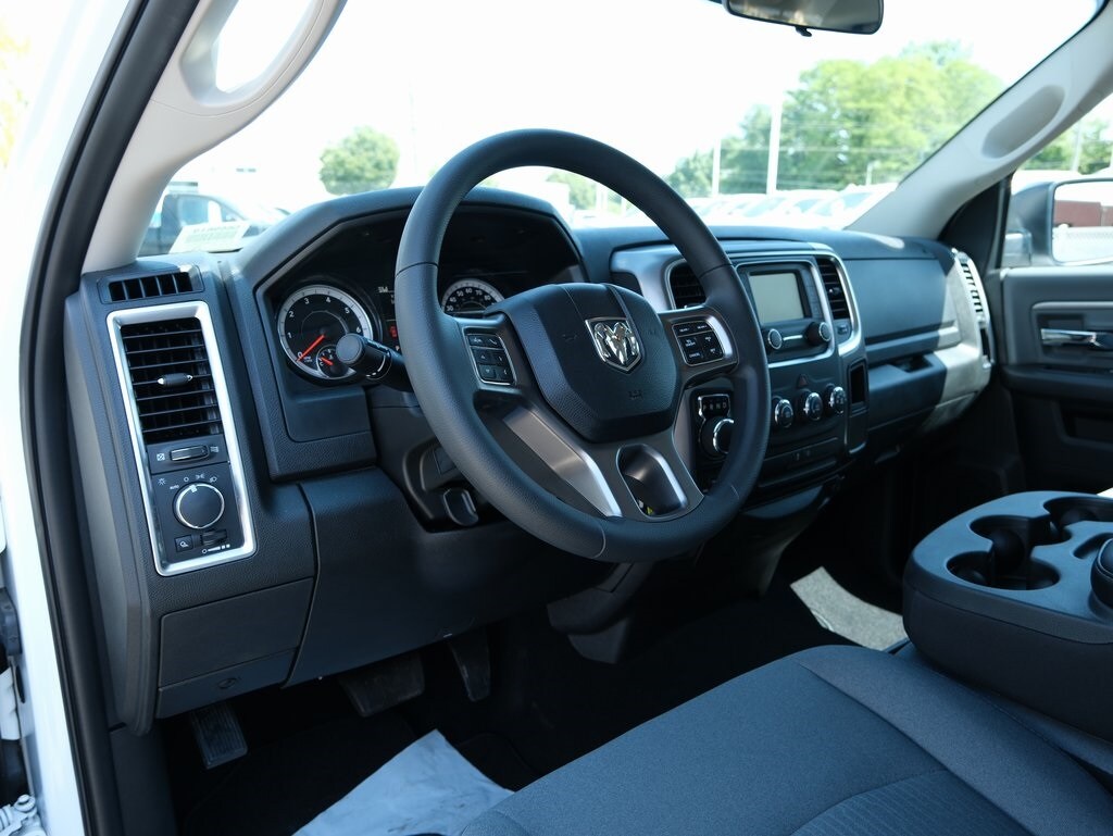 2023 Ram 1500 Classic SLT photo 2