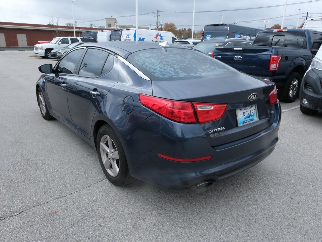 2015 Kia Optima LX photo 3