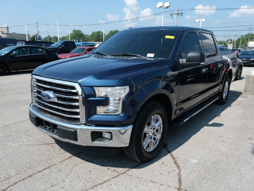 2015 Ford F-150 XLT photo 2