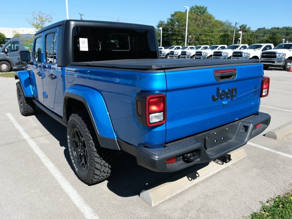 2022 Jeep Gladiator Willys photo 3