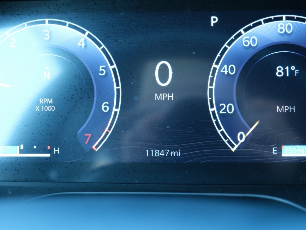 2024 Jeep Grand Cherokee Limited photo 3