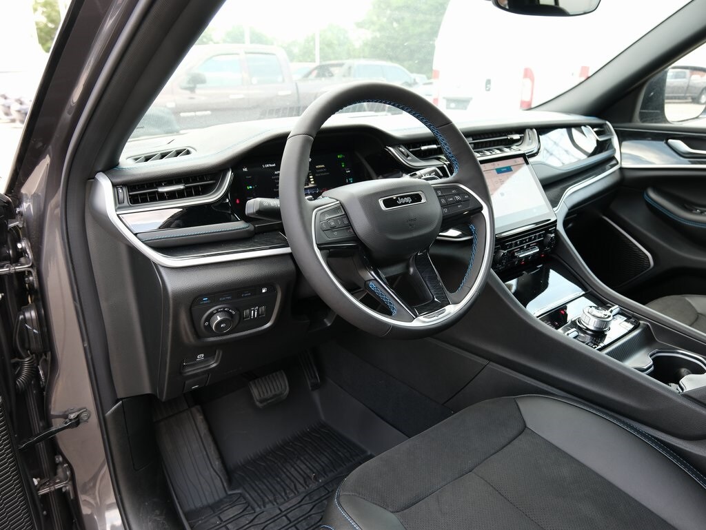 2024 Jeep Grand Cherokee Trailhawk 4xe photo 2