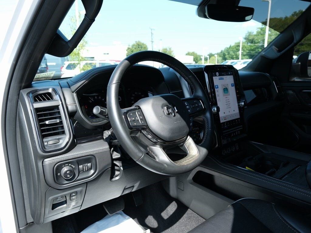 2025 Ram 1500 Limited photo 2
