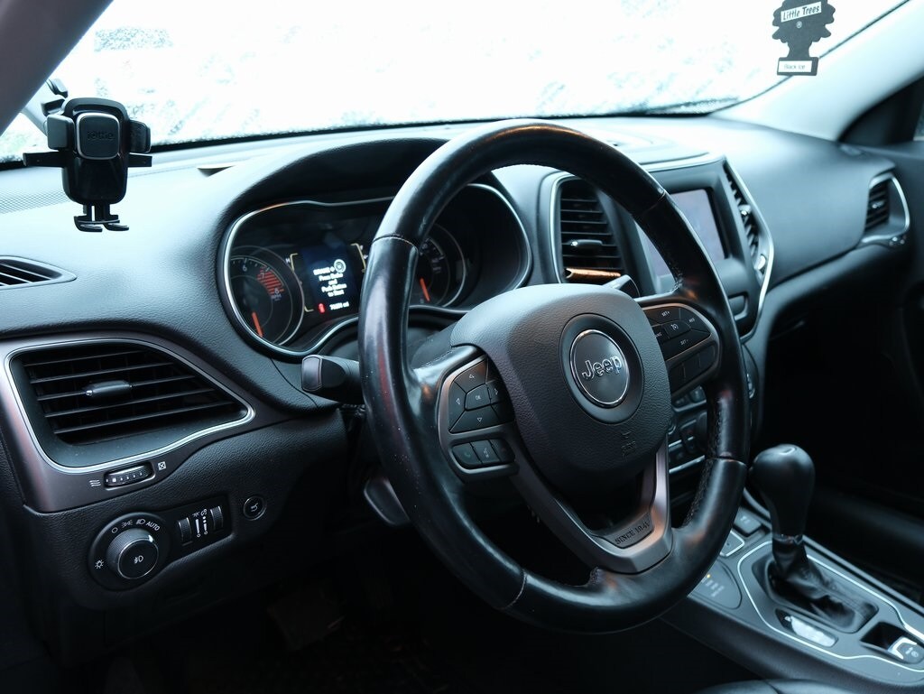 2020 Jeep Cherokee Latitude photo 3