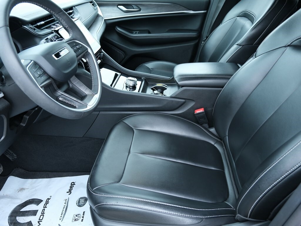 Used 2024 Jeep Grand Cherokee Limited SUV